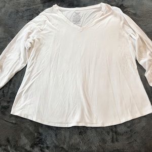 V neck long sleeve t